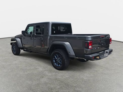New 2026 Jeep Gladiator Sport AWD/4WD image 7