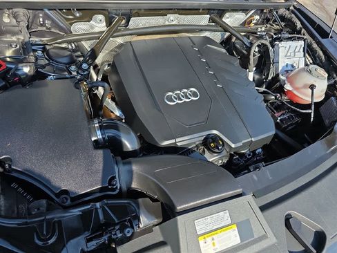 Used 2021 Audi Q5 Prestige AWD/4WD image 29