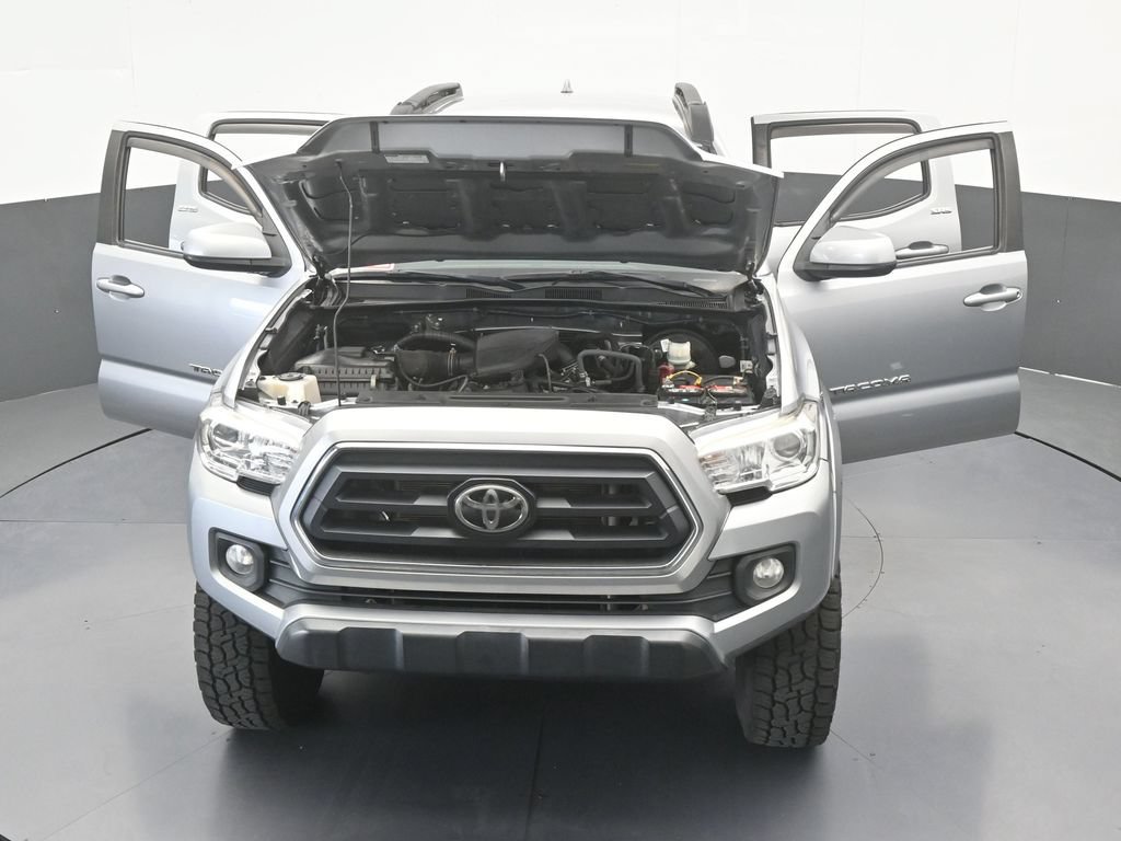 Used 2021 Toyota Tacoma SR5 w/ SR5 Appearance Package (SM) RWD image 71