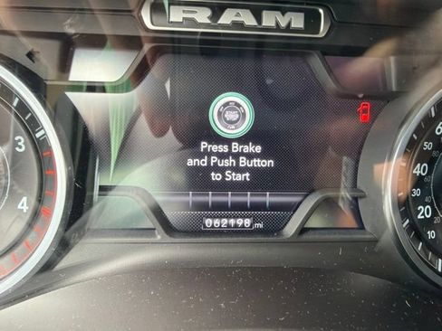 Used 2022 RAM 2500 Laramie w/ Night Edition AWD/4WD image 2