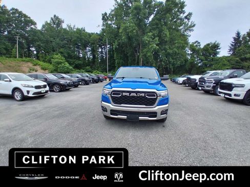 Used 2025 RAM 1500 Big Horn AWD/4WD image 2