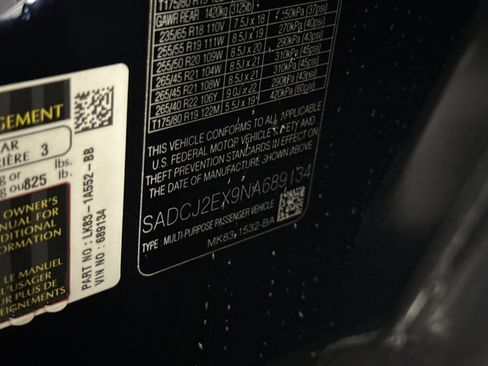 Used 2022 Jaguar F-PACE S image 37