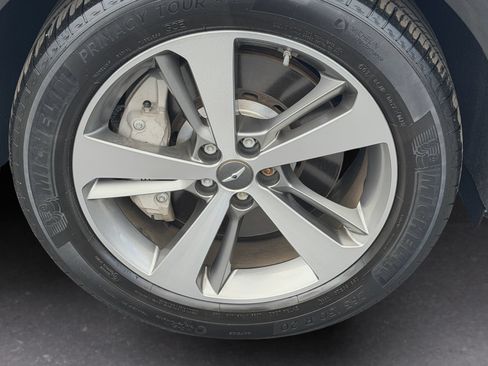 Used 2024 Genesis GV80 2.5T w/ Advanced Package AWD/4WD image 7