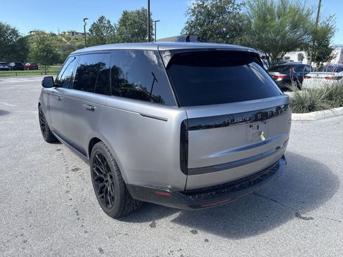 Used 2023 Land Rover Range Rover Long Wheelbase SE AWD/4WD image 4
