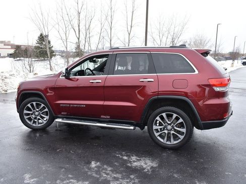 Used 2018 Jeep Grand Cherokee Limited w/ Mopar Chrome Edition Group image 8