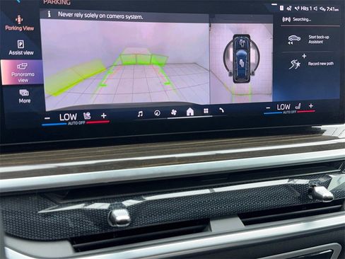 Used 2024 BMW X7 xDrive40i image 28