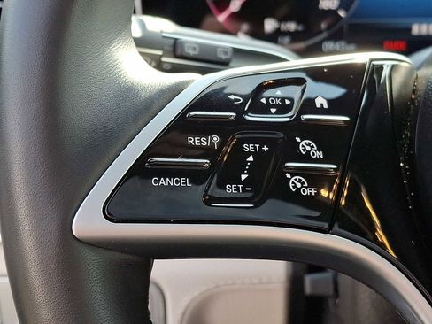 Certified 2025 Mercedes-Benz GLE 350 4MATIC image 17