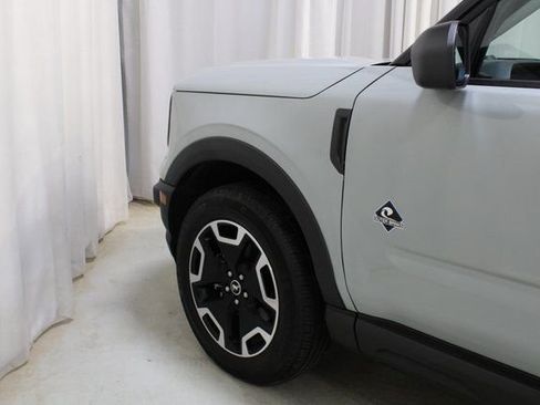 Used 2024 Ford Bronco Sport Outer Banks w/ Tech Package image 32