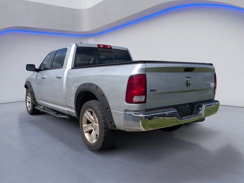 Used 2019 RAM 1500 Classic SLT RWD image 7
