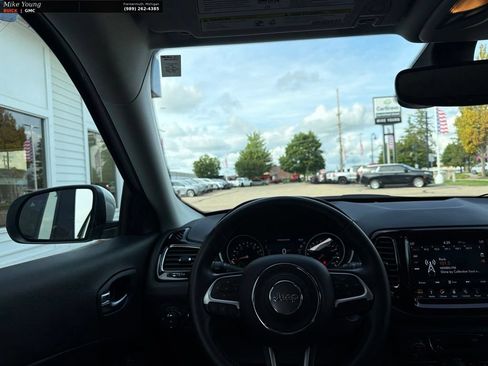 Used 2019 Jeep Compass Limited w/ Safety & Security Group AWD/4WD image 31
