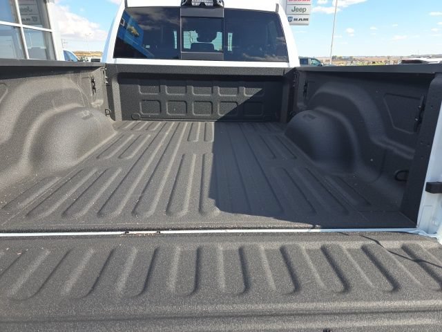 Used 2025 RAM 2500 Laramie AWD/4WD image 10