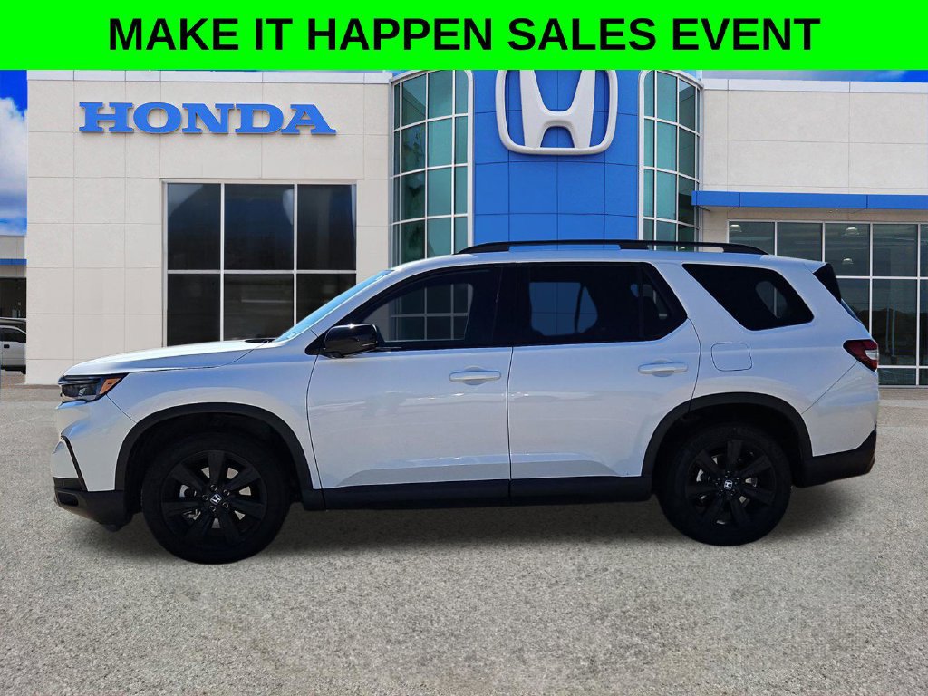 Used 2025 Honda Pilot Black Edition image 14