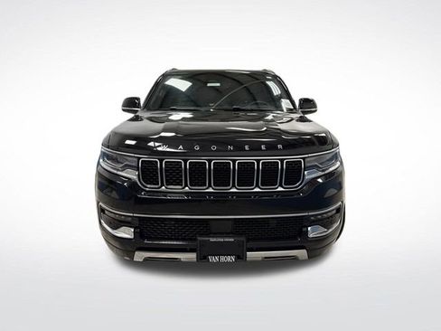 Certified 2024 Jeep Wagoneer L Series III w/ Premium Group I image 12