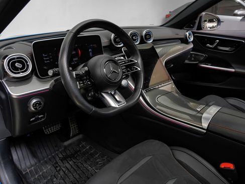 Used 2024 Mercedes-Benz C 43 AMG 4MATIC Sedan image 3