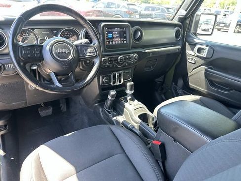 Used 2022 Jeep Wrangler Unlimited Sport AWD/4WD image 20