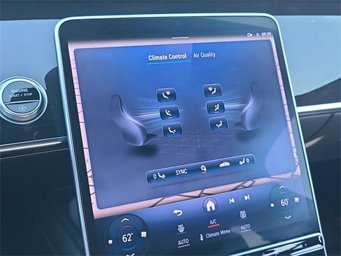 Used 2023 Mercedes-Benz S 500 4MATIC w/ AMG Line image 34