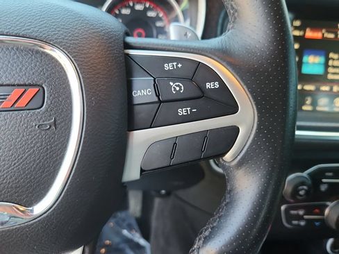 Used 2016 Dodge Charger R/T RWD image 22