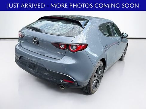 Used 2023 MAZDA MAZDA3 s FWD image 8