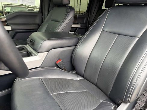 Used 2022 Ford F250 Lariat w/ Tremor Off-Road Package image 24