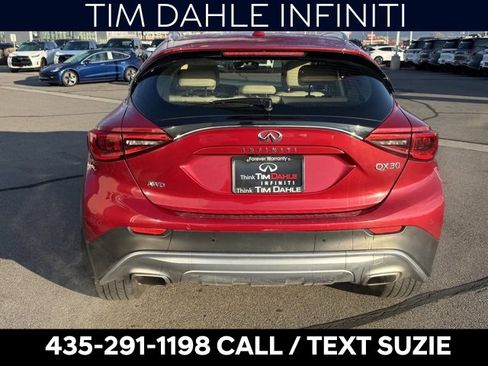 Used 2019 INFINITI QX30 Premium w/ Cargo Package image 7