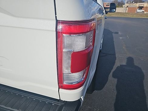 Used 2022 Ford F150 Lariat image 6