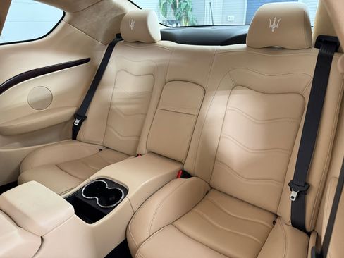Used 2012 Maserati GranTurismo S image 27