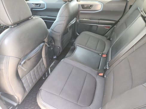 Used 2022 Ford Bronco Sport Badlands image 31