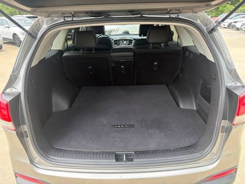 Used 2017 Kia Sorento EX AWD/4WD image 16