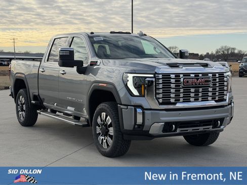 New 2026 GMC Sierra 3500 Denali image 2