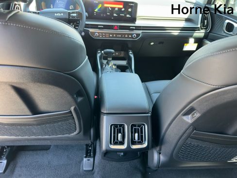 New 2026 Kia Sorento S FWD image 23