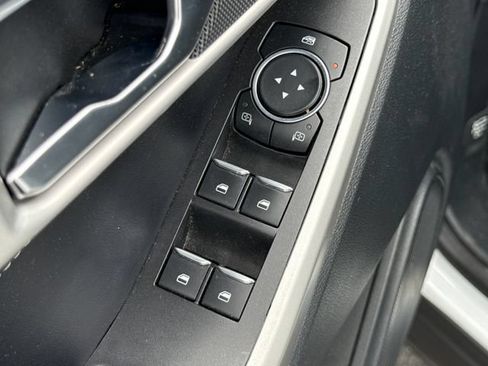 Used 2021 Ford Explorer XLT AWD/4WD image 47