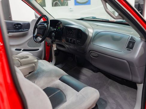 Used 1999 Ford F150 Lightning image 34