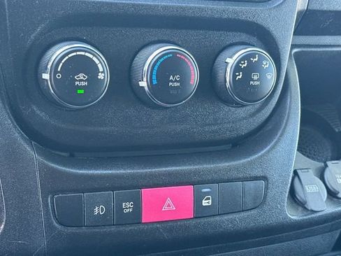 Used 2021 RAM ProMaster 2500 w/ Premium Appearance Group image 27