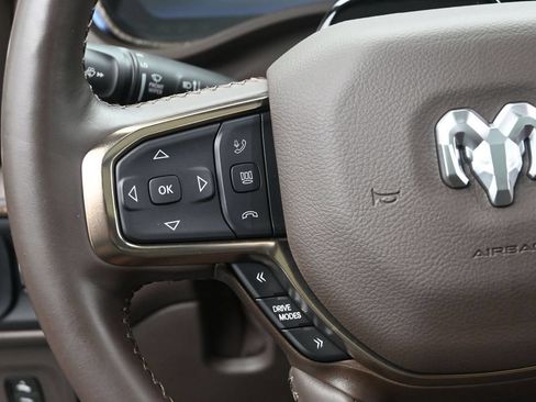 Used 2025 RAM 1500 Limited AWD/4WD image 26
