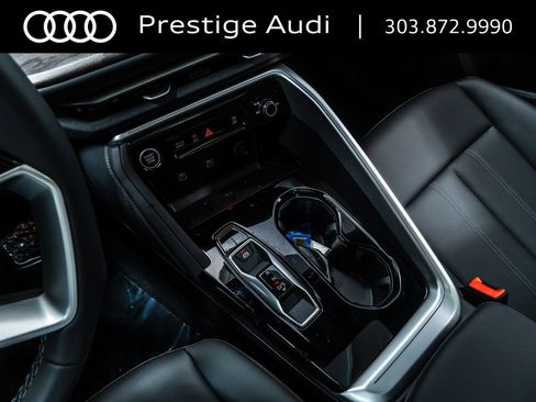 Used 2025 Audi Q5 Premium w/ Convenience Package image 17