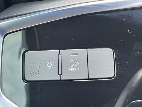 Certified 2024 Audi Q3 2.0T Premium w/ Convenience Package AWD/4WD image 35