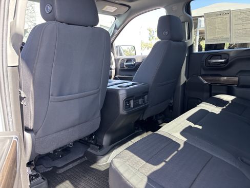 Used 2022 Chevrolet Silverado 1500 LT Trail Boss w/ Safety Package AWD/4WD image 15