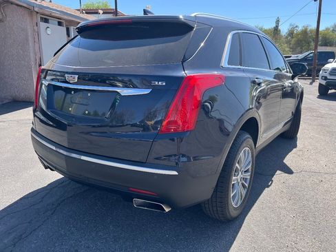 Used 2017 Cadillac XT5 Luxury w/ Driver Awareness Package FWD image 5