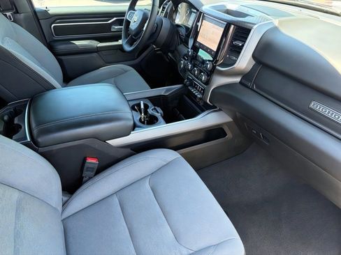 Used 2025 RAM 1500 Big Horn AWD/4WD image 28