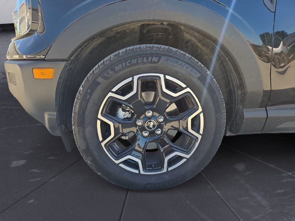Used 2026 Ford Bronco Sport Outer Banks AWD/4WD image 14