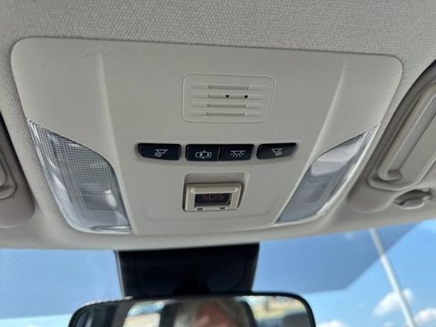 Used 2020 Toyota Corolla LE FWD image 16