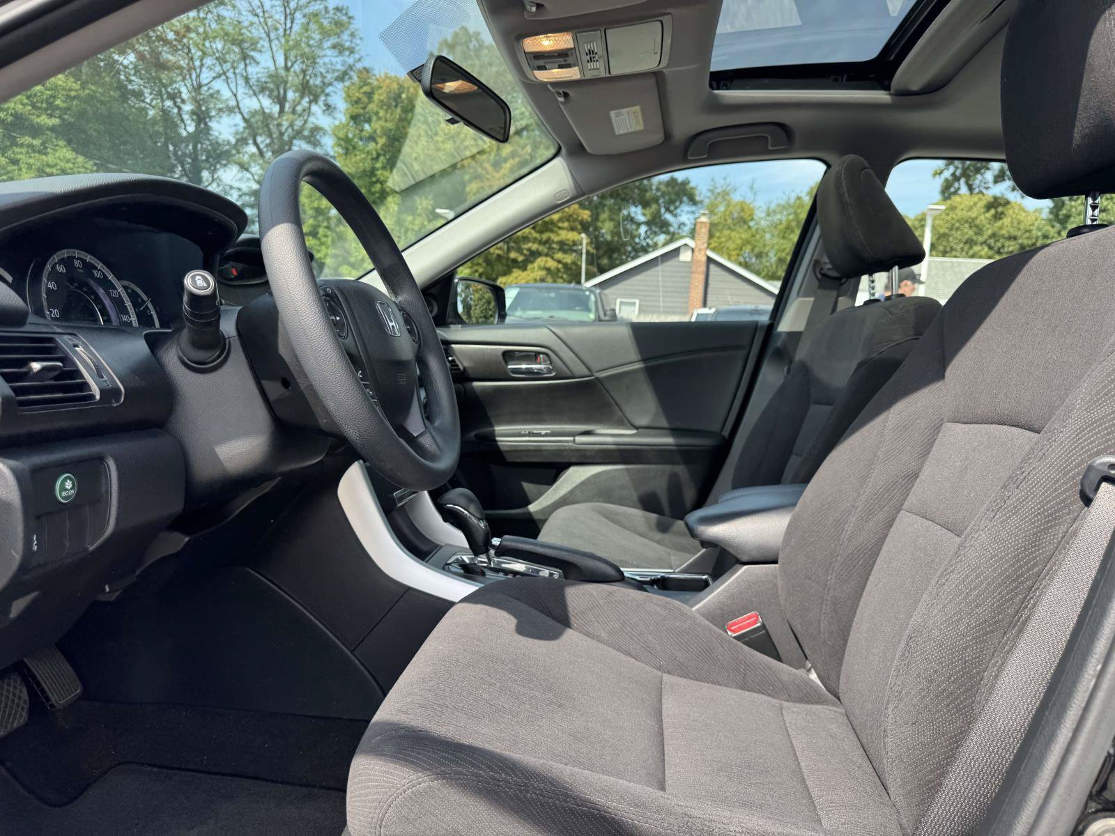 Used 2015 Honda Accord EX image 13