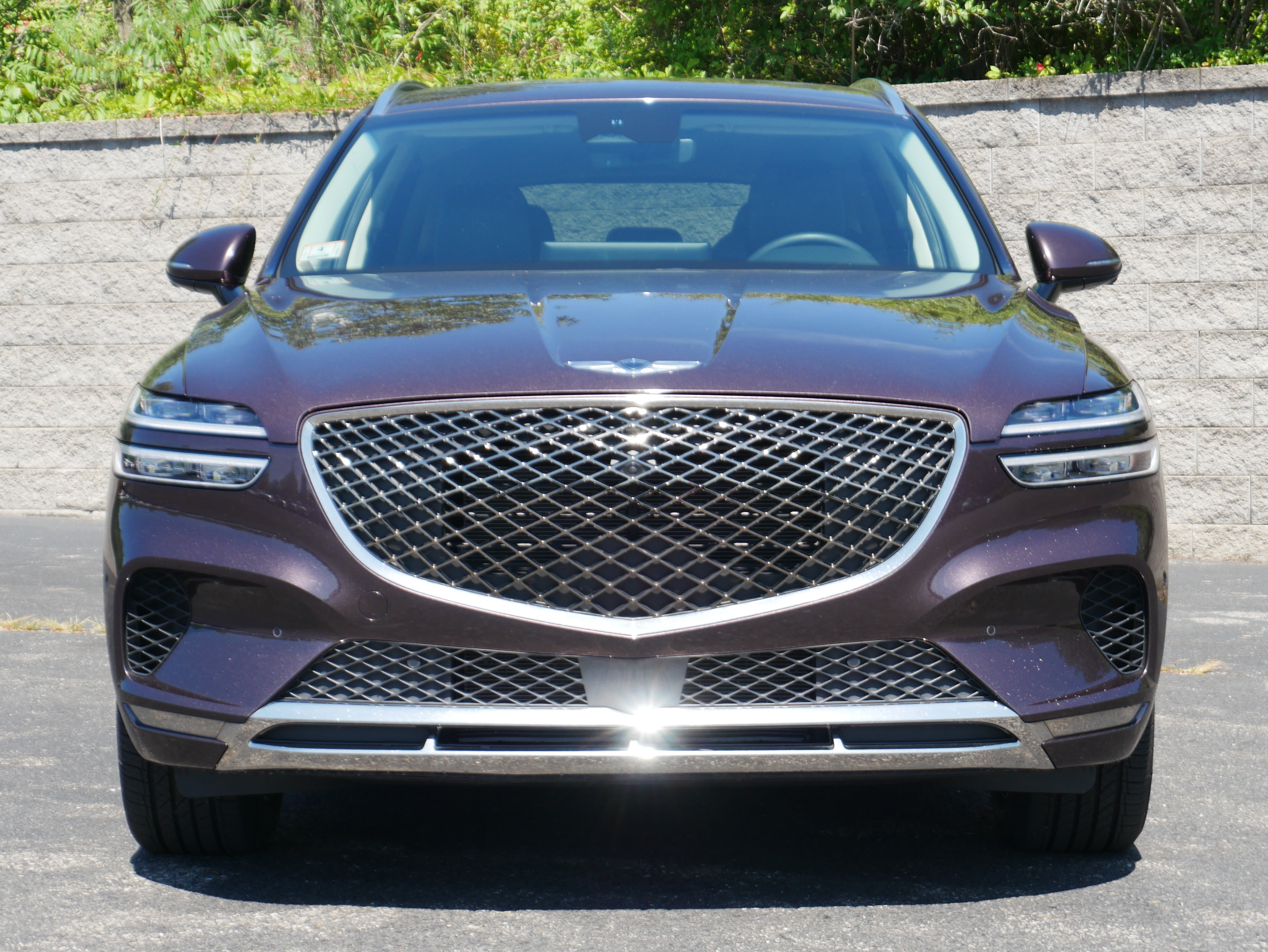 Used 2022 Genesis GV70 2.5T w/ Advanced Package AWD/4WD image 2