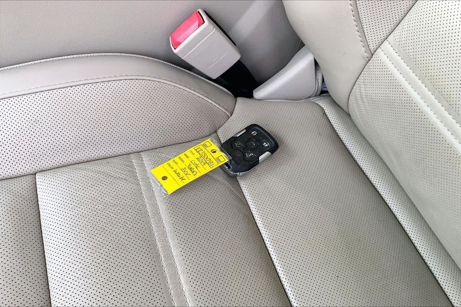 Used 2019 GMC Yukon Denali RWD image 13