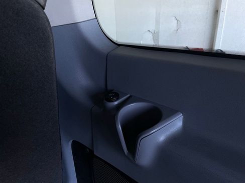 Used 2017 Ford Transit 150 XL image 11