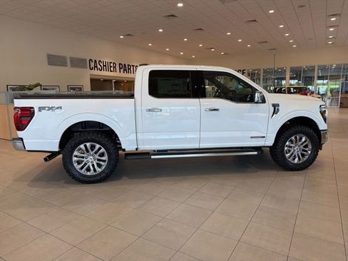 New 2026 Ford F150 Lariat w/ Equipment Group 502A High AWD/4WD image 8
