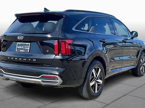 Used 2021 Kia Sorento S w/ Panoramic Sunroof Package image 12