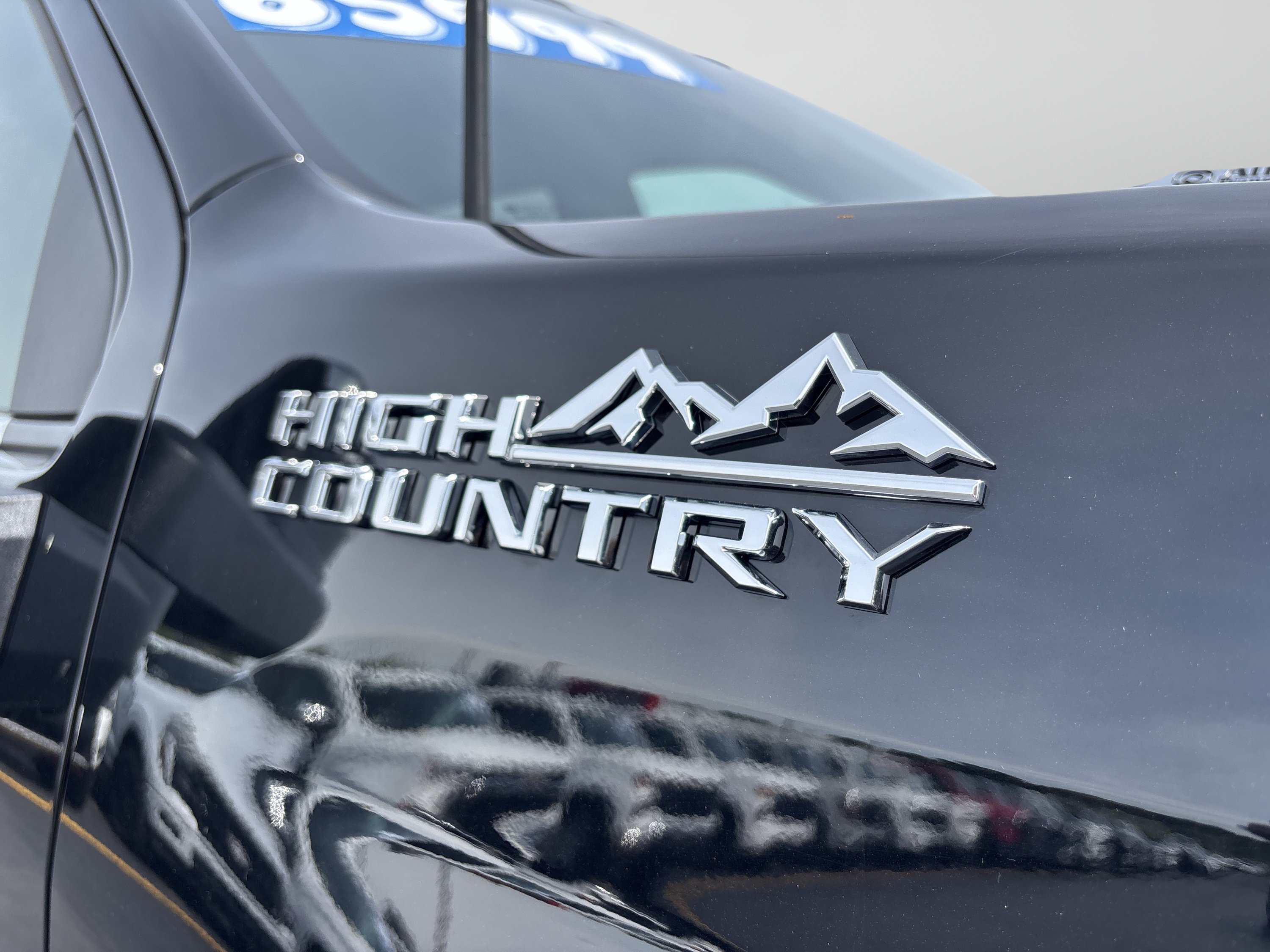 Used 2024 Chevrolet Silverado 3500 High Country w/ High Country Premium Package AWD/4WD image 32