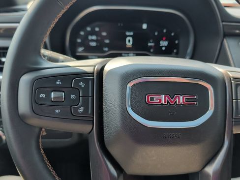 Used 2023 GMC Yukon XL AT4 w/ AT4 Premium Package AWD/4WD image 28