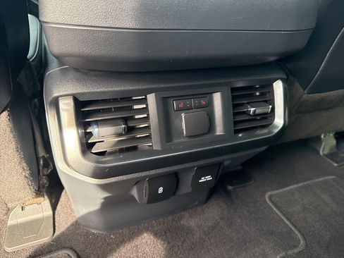 Used 2021 Ford F150 Lariat w/ Equipment Group 502A High image 37